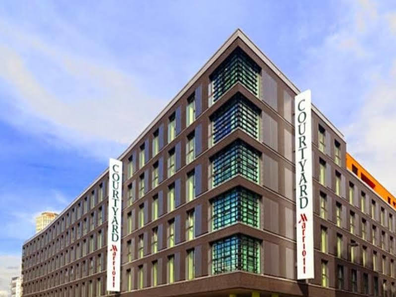 Courtyard By Marriott Cologne Hotel Exterior photo
